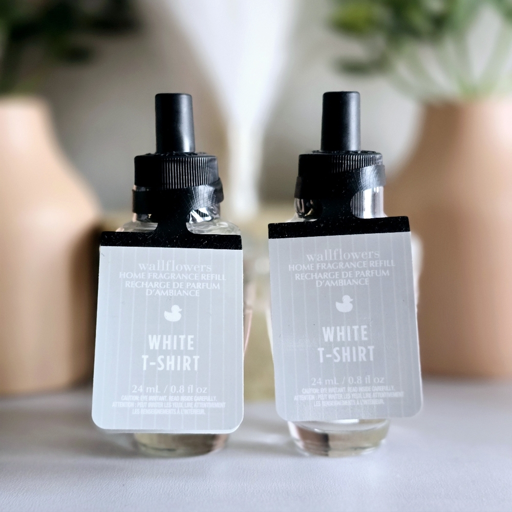 2 White T Shirt Wallflower Refills by Bath & Body Works